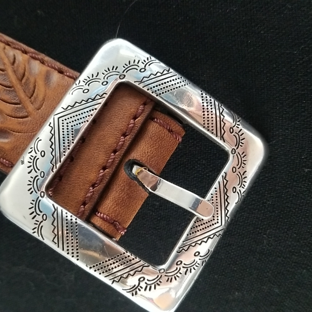 Brighton Tooled Brown Leather Belt with Silver Buckle - Picture 2 of 5